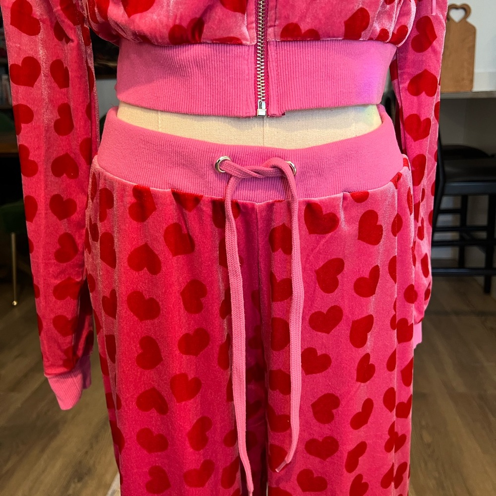 Sugar Thrillz Pink Velour Top (M) & Pants (L) - Picture 4 of 9